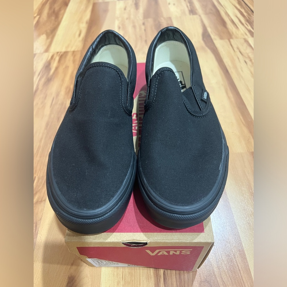 Vans Classic Slip-ons - Black - Women’s 8, Men’s 6.5, Unworn